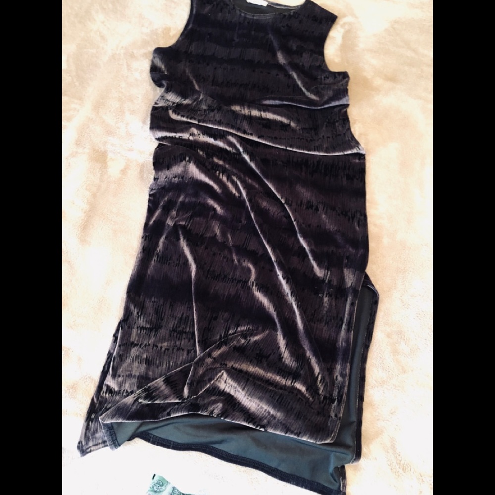 Velour sleeveless long dress